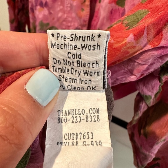 Tianello Floral Aida Blouse EUC - Picture 3 of 6